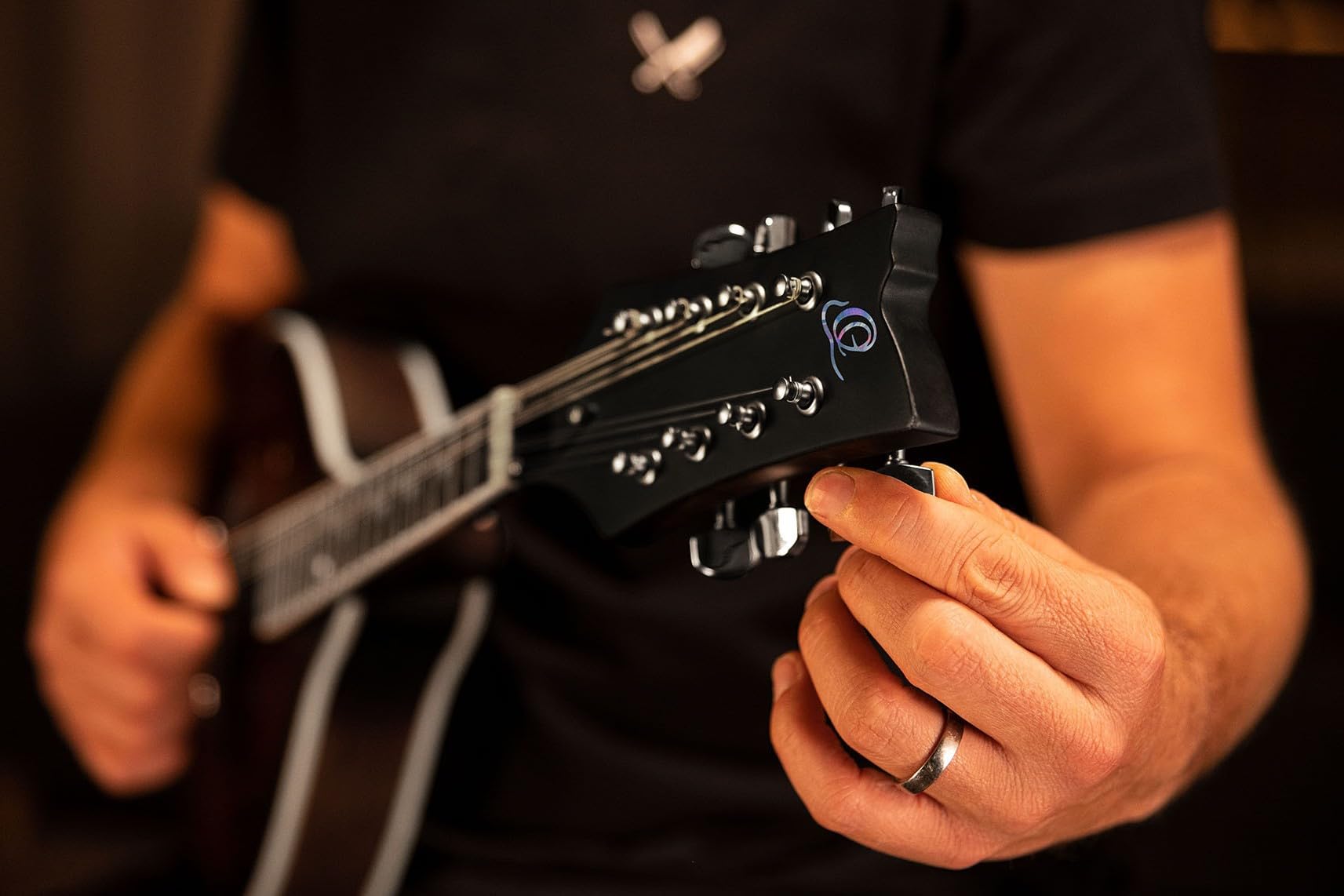 Ortega Guitars Mandoline Style A Acoustique – Ouïes en F – Série Americana – Épicéa/Érable, Marron (RMA30-WB)