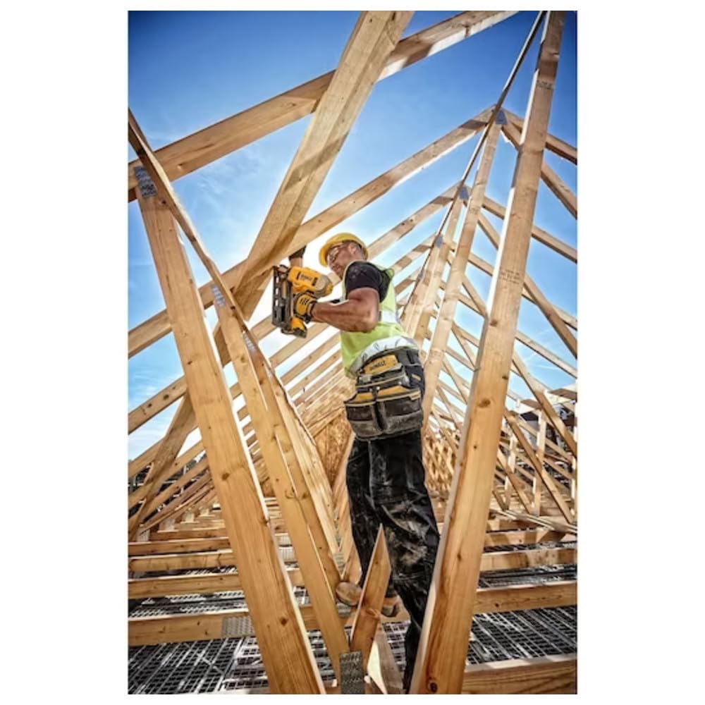 DEWALT Clavadora de Estructura Sin Escobillas XR 18V, Logitud de clavo hasta 90mm, 2 Velocidades, Inclinación 30°-34°, Capacidad 55 Clavos, Modo Secuencial/Ráfaga, LED - DCN692N