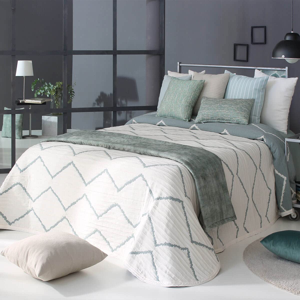 Colcha Davis de la Firma Reig Martí Verde Ideal para Primavera-Verano (150)