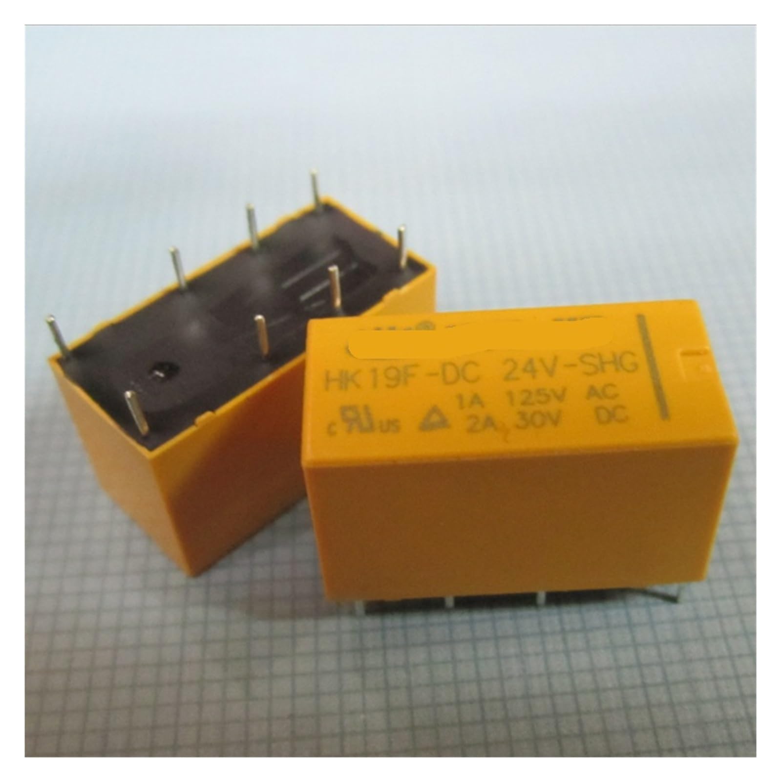 Relais HK19F-DC5V-SHG commutation stable 1A 125VAC pour circuit imprimé