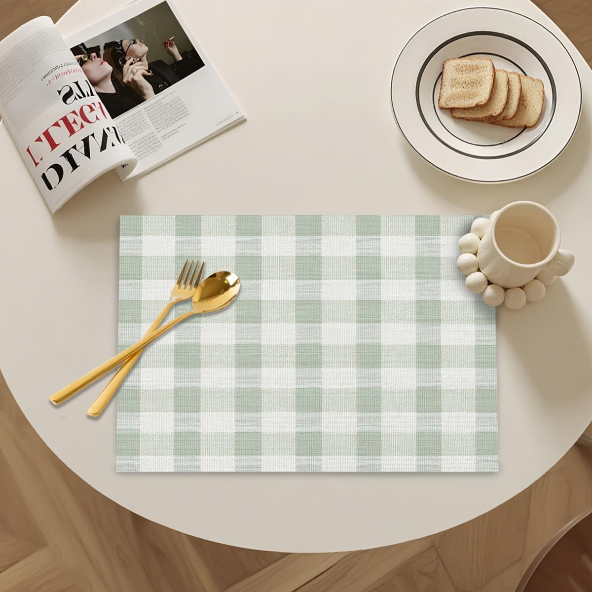 Spring Summer Vinyl Placemats Set of 6 for Dining Tables,Classic Light Green Gingham Checkered Plaid Kitchen Table Mats Heat Resistant Washable Wipeable PVC Place Mat for Indoor Outdoor Seasonal Party