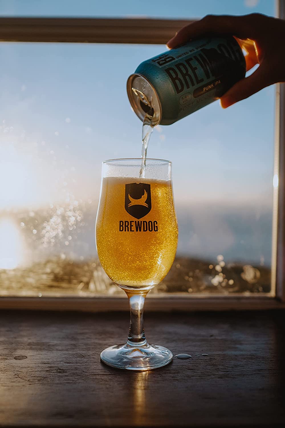 Brewdog PUNK IPA スコットランド製造　330ml ブリュードッグ Amazon.co.jp: ブリュードッグ パンクIPA 330ml缶×12 クラフトビール