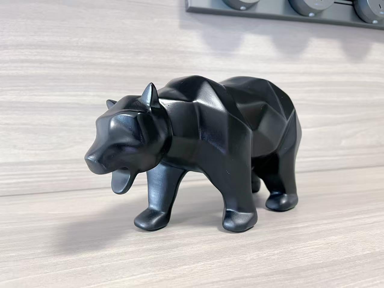 Abstrakte Skulpturen, Heimdekoration, Tierfiguren, geometrische Oberfläche, Statuen (Schwarzbär)
