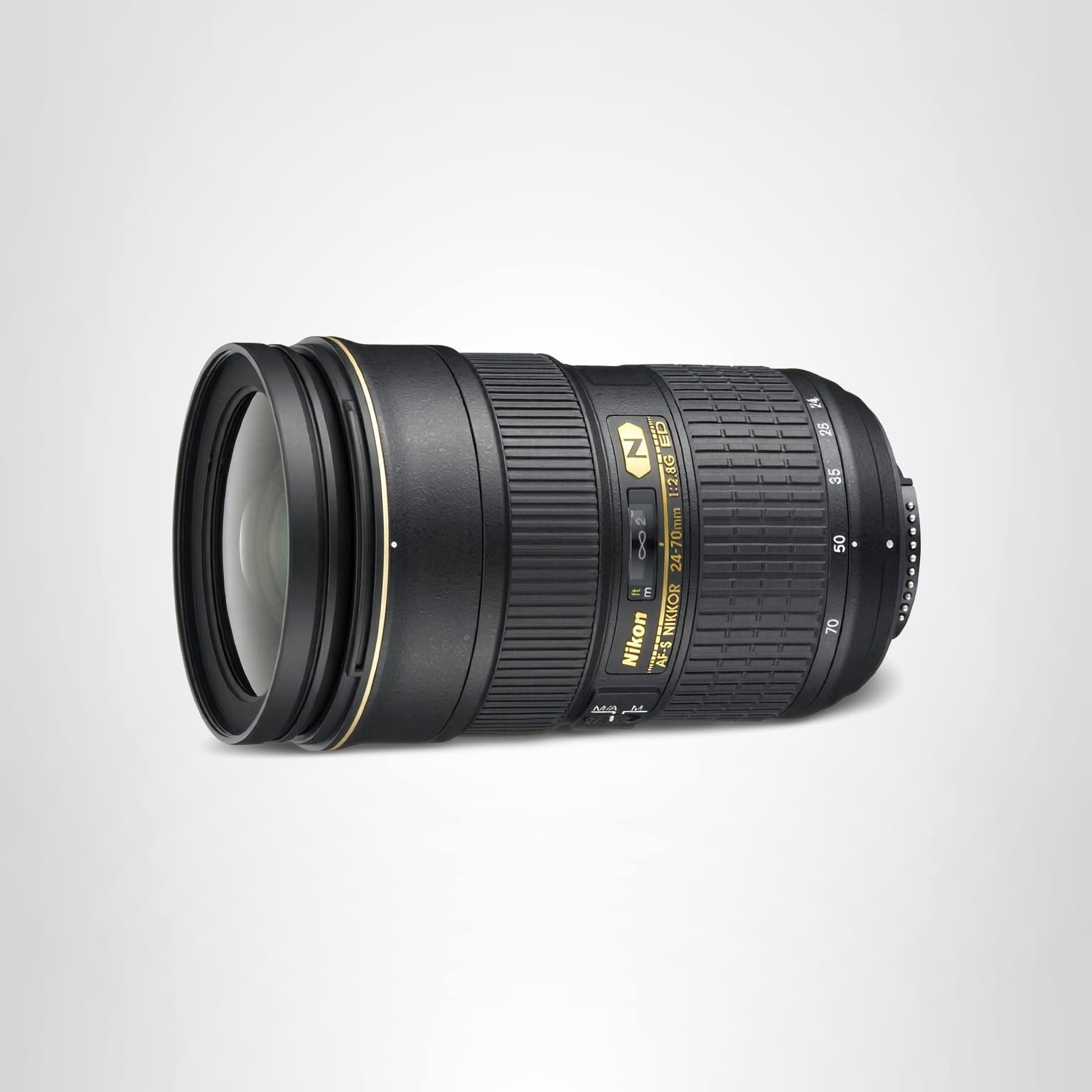 【人気/大三元】 Nikon AF-S 24-70mm F2.8G Review] I bought the Nikon F-mount big triple zoom AF-S Nikkor 24