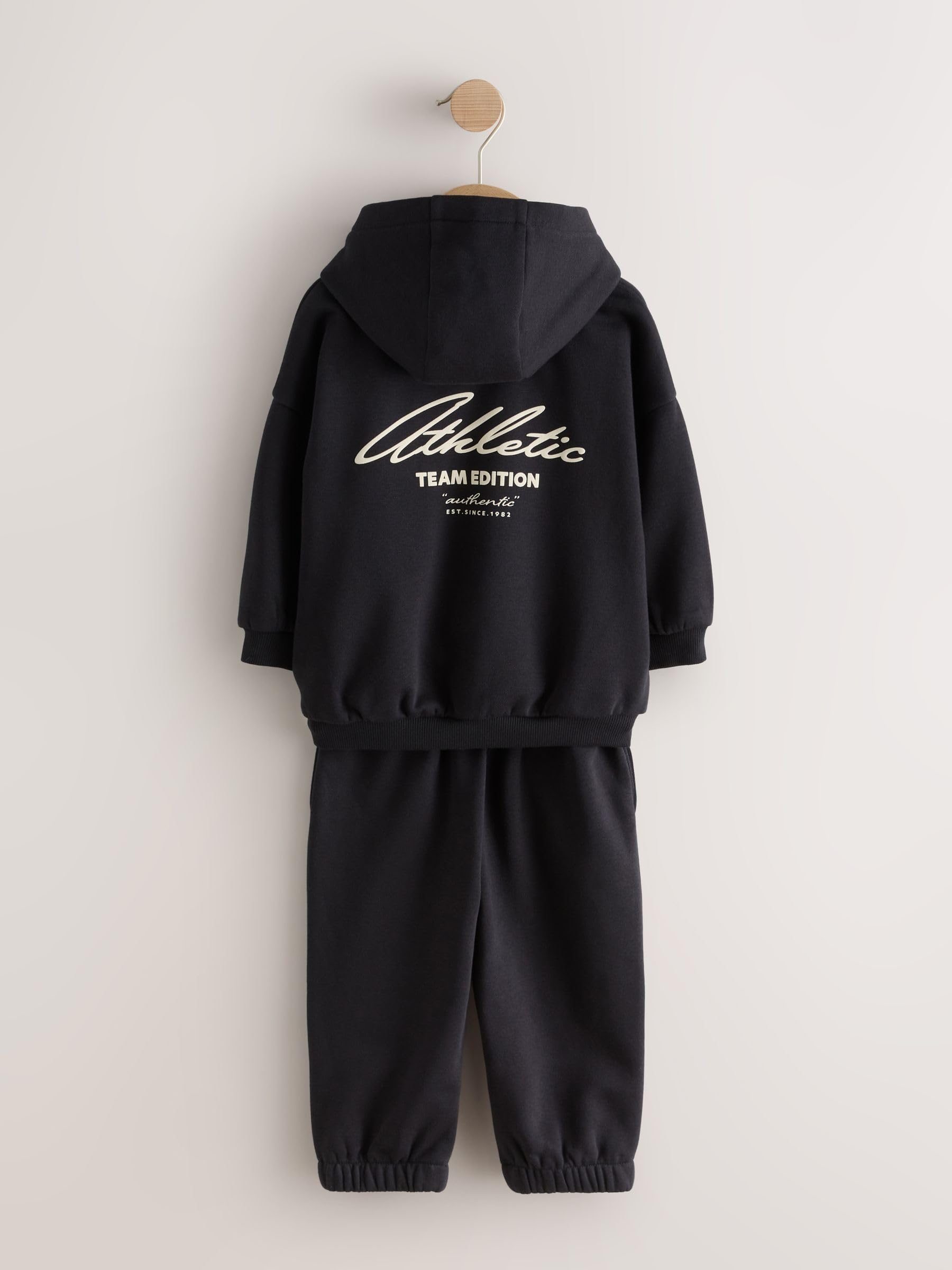 NEXT Felpa con cappuccio e pantaloni da jogging per ragazzi in set da 4 pezzi