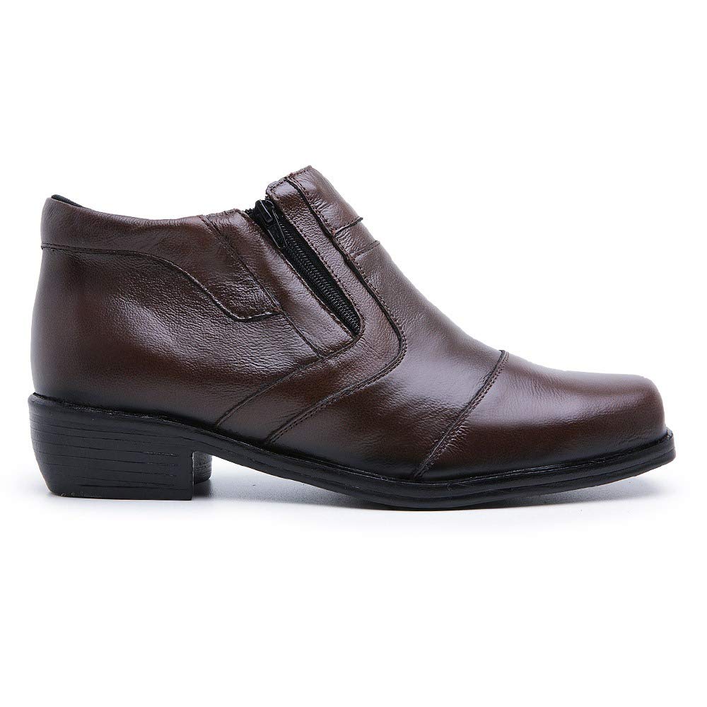 Bota Social Masculina em Couro, Bico Quadrado, Palmilha Anatômica em Neoprene, Acabamento Alto Brilho, Fechamento com Zíper Lateral em promoção! Veja a oferta e mais achadinhos de Botas & Coturnos Masculinos 4 Hoje é o melhor dia para comprar Bota Social Masculina em Couro, Bico Quadrado, Palmilha Anatômica em Neoprene, Acabamento Alto Brilho, Fechamento com Zíper Lateral com aquele preço maroto! Promoção! Aproveite a oferta! 4