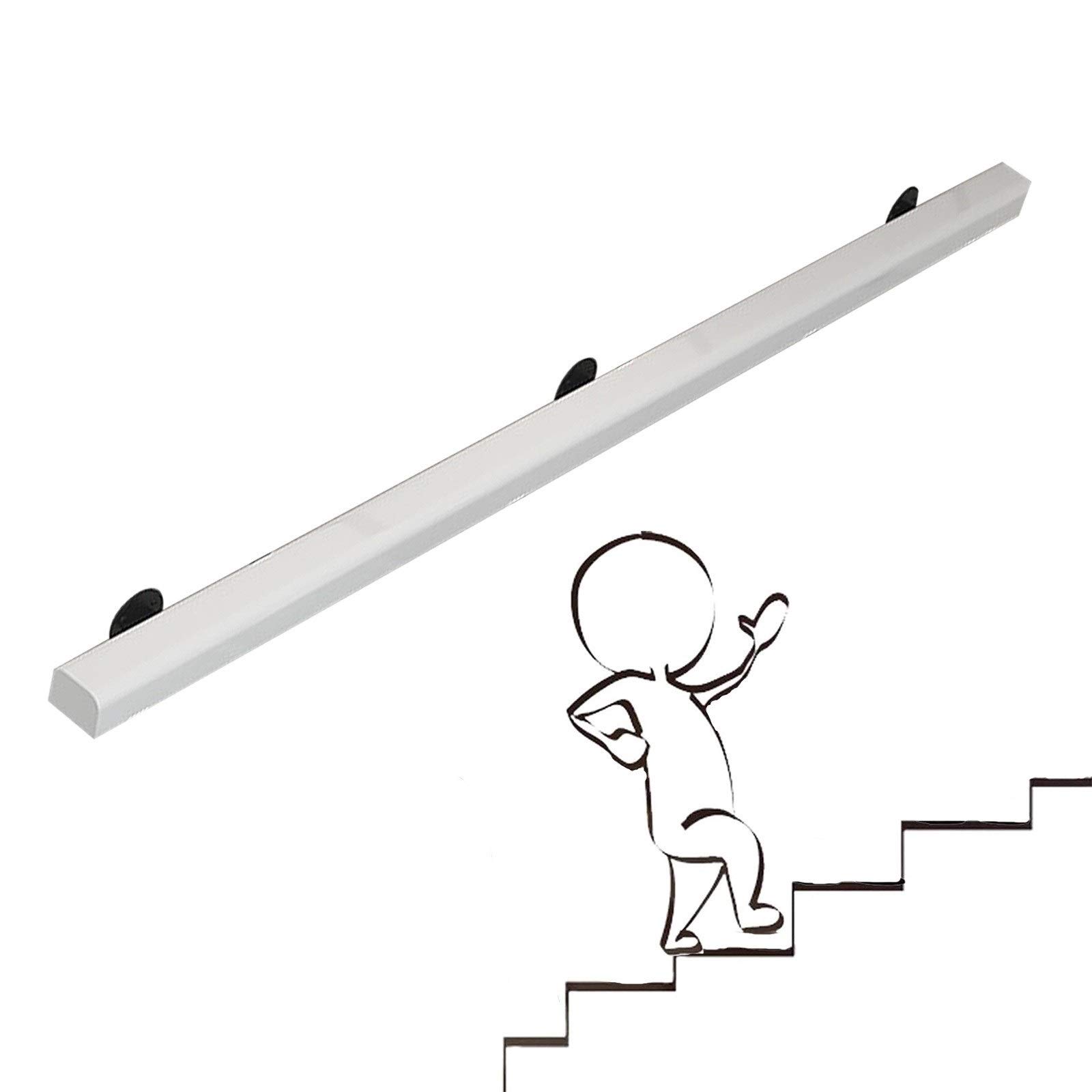 Main courante en bois antidérapante pour éviter les chutes dans les escaliers