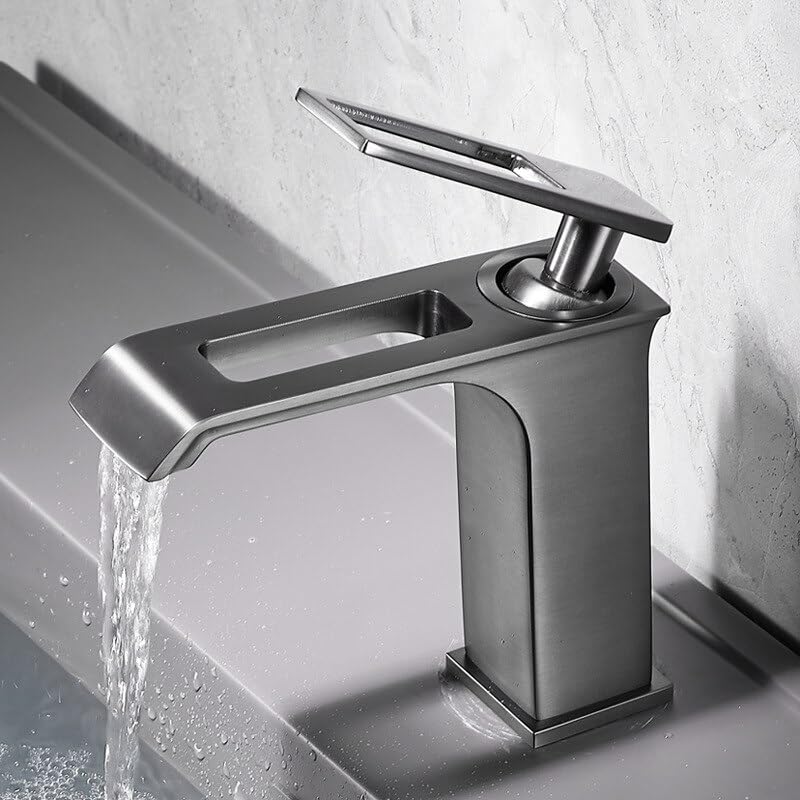 Mezclador de cascada para baño moderno ideal para renovar el tocador con grifería monomando