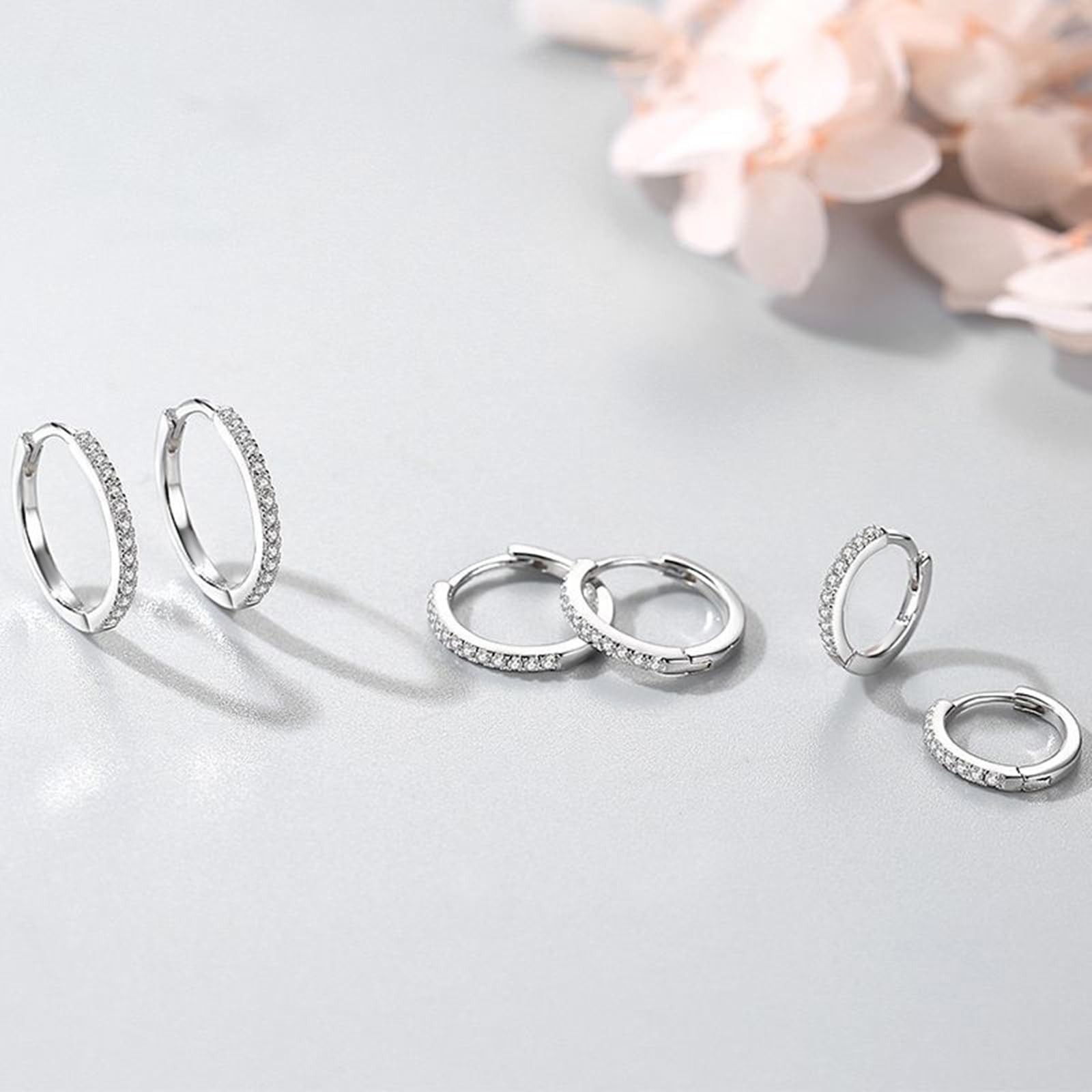 Pendientes delicados para mujer, moissanita blanca, aretes de aro dorados para ella, redondos simples