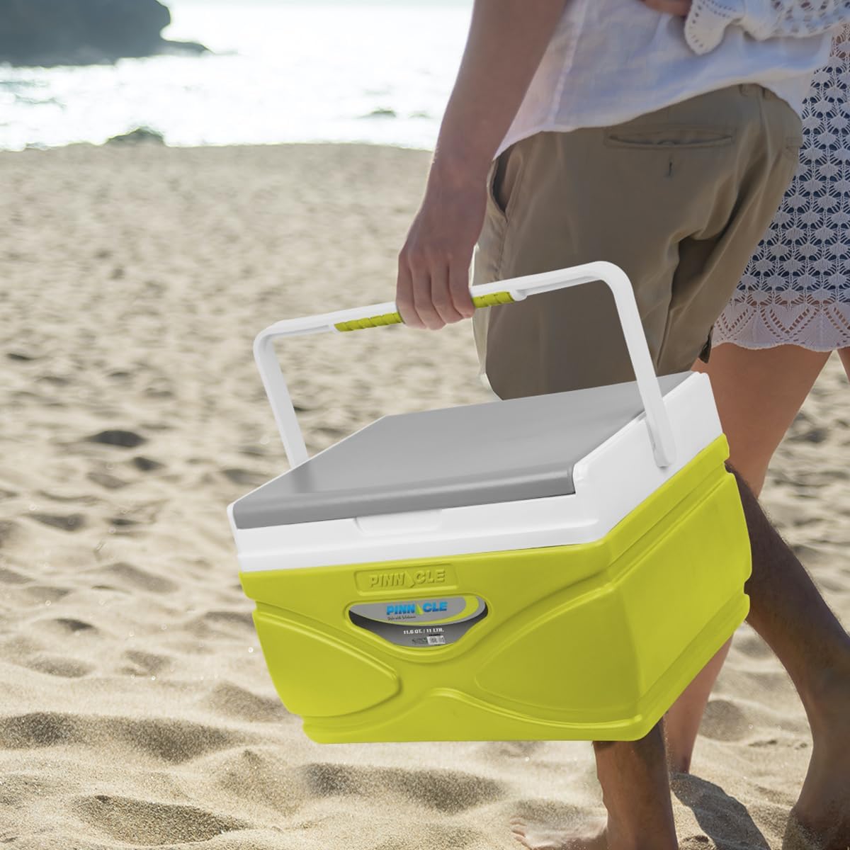 Picnic Cooler – 4.5 Liter Hard Cooler – Coolbox Keeps Contents Cool for 48 Hours – BPA Free Outdoor Cooler – Portable Cooler for Picnics, Grill, Camping (Orange)