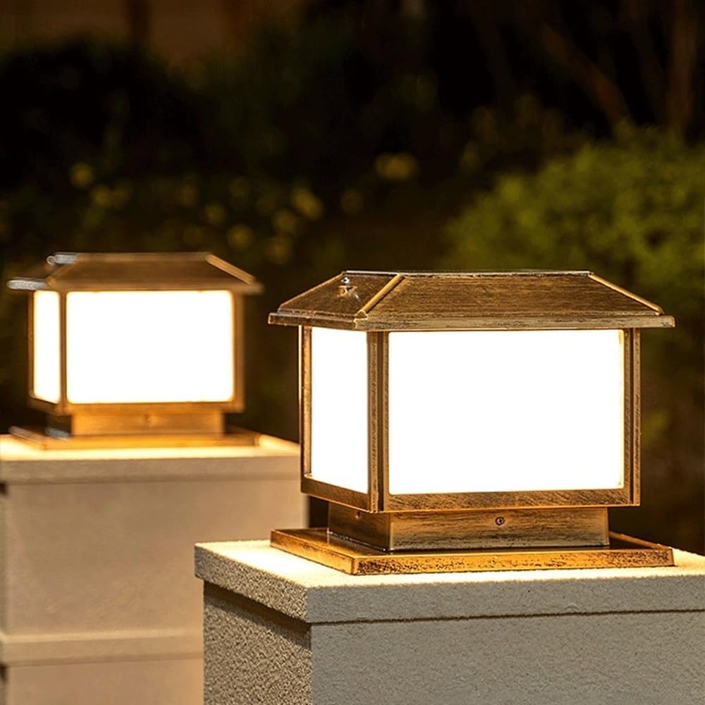 Nowoczesne lampy solarne na słupki, odporne na deszcz, oświetlenie na słupki ogrodzeniowe z akrylowym kloszem, do ogrodu i na patio(Brass,X-Large)