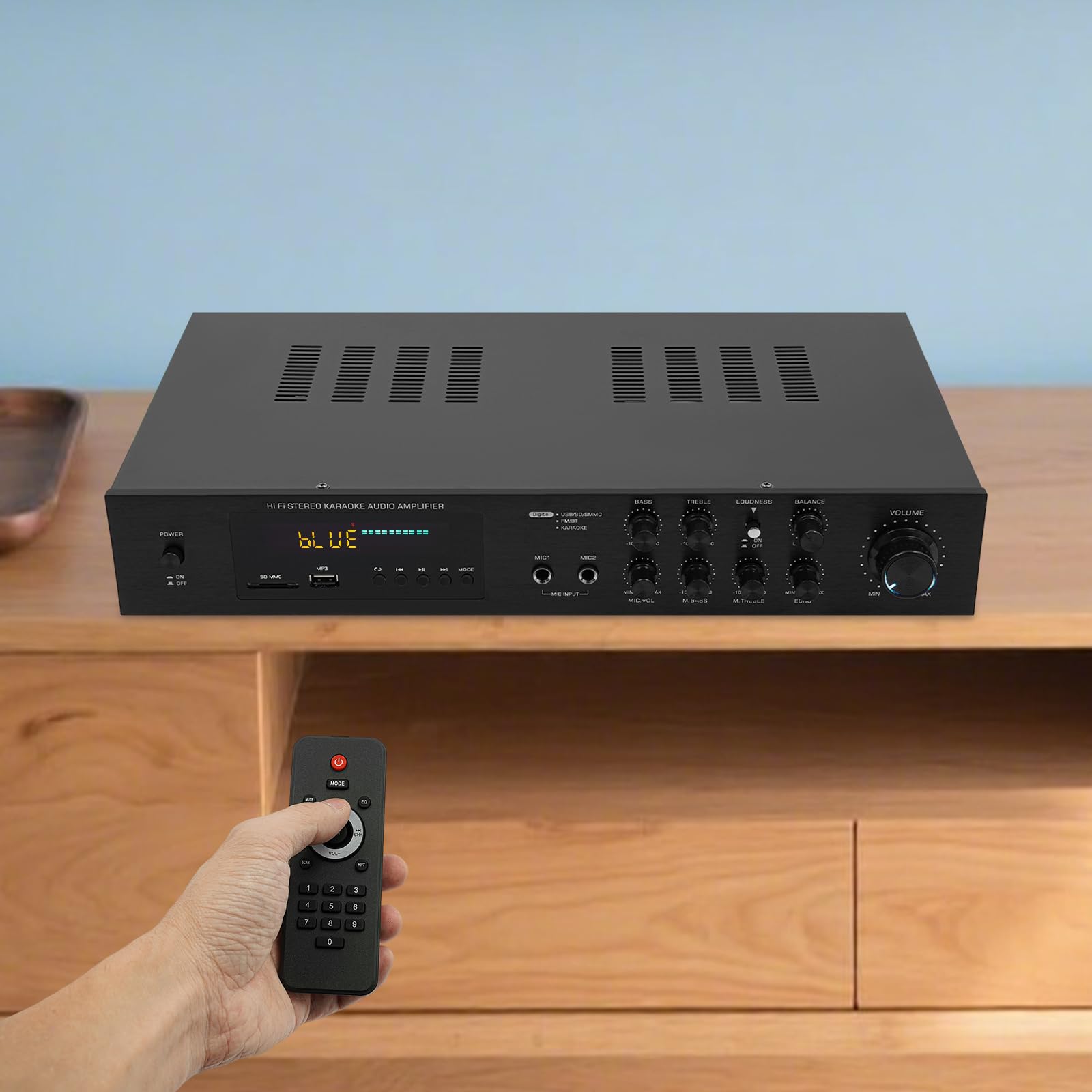 Amplificador Bluetooth de 600 W, amplificador de audio con 2 entradas de micrófono, radio SD/USB/AUX/FM, factor de distorsión armónica del 0,05%, receptor estéreo HiFi para karaoke y entretenimiento
