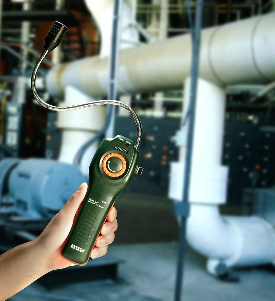 Extech EZ40 EzFlex Combustible Gas Detector - 16" Flexible Gooseneck, High Sensitivity Non-Contact Sensor, Audible & Visual Alarm at 10% LEL, Includes 3×C Batteries