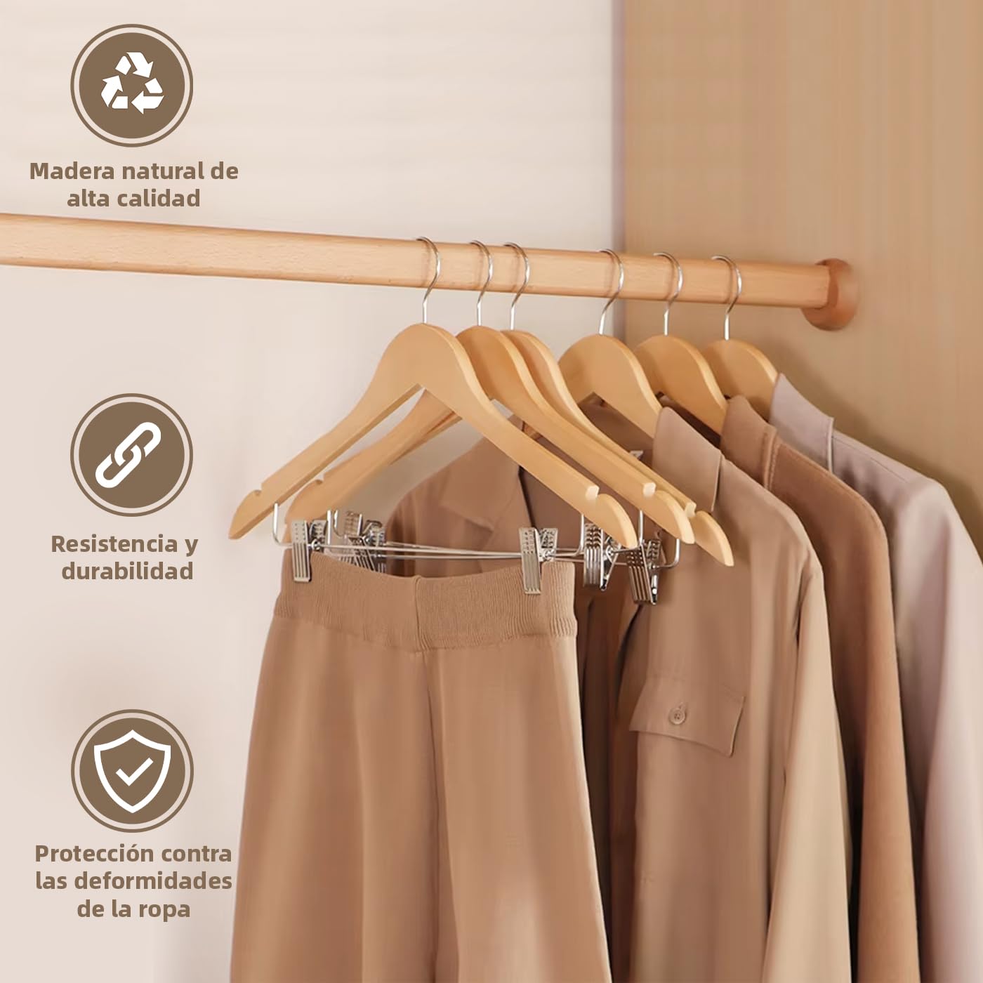 ACCRUX- Perchas de Madera con Pinzas de Metal, Madera Natural con Muescas Antideslizantes para Camisas, Trajes, Pantalones. Diseño Elegante y Ergonómico con Gancho de Acero Giratorio. (6 Unidades)