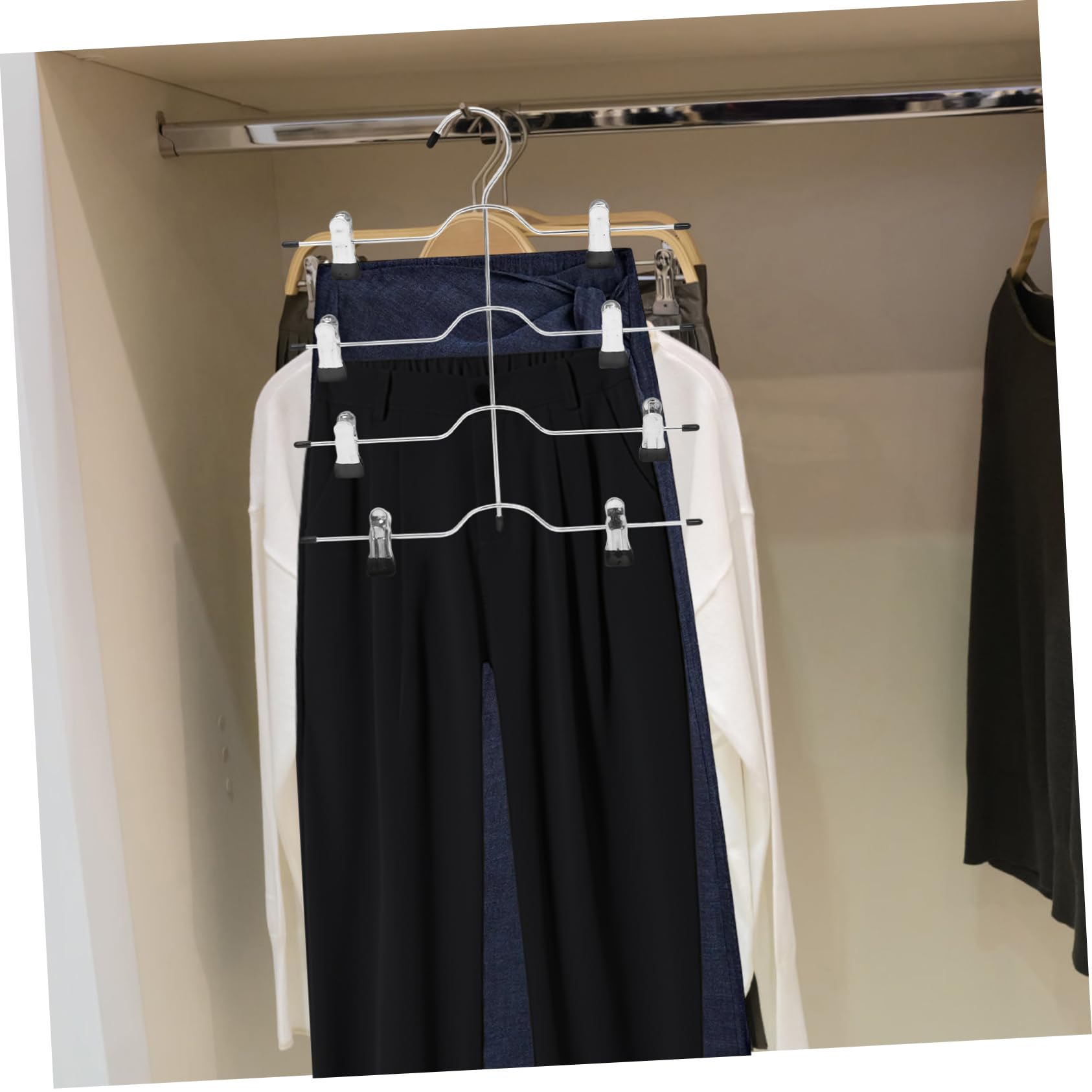 Grucce per Pantaloni con Pinze, Appendino Multifunzionale a 4 Livelli, Acciaio ad Alto Manganese, Nero, 4 Pezzi, Salvaspazio per Armadio