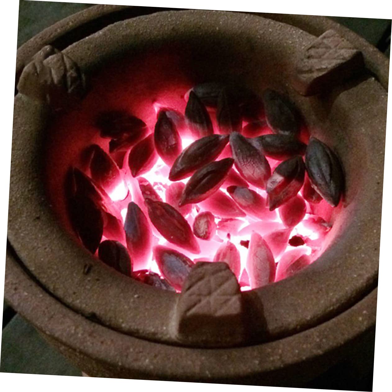 Carbone da Griglia 500g in Legno D'olivo, Sacchetto Nero | 1 Sacchetto, Uso Versatile per Barbecue e Bollitura, Adatto a Diverse Condizioni Climatiche