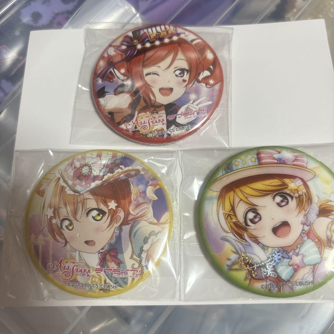 ラブライブ！　μ's 缶バッジ　西木野真姫　星空凛　小泉花陽 Amazon.co.jp: ラブライブ μ's 缶バッジ かよちん 西木野真姫 星空凛