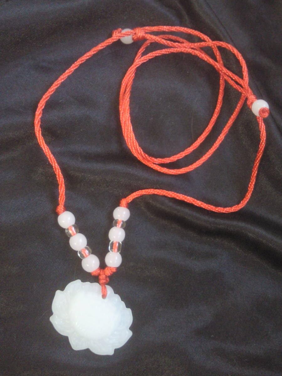 Amazon.co.jp: 白翡翠ネックレス白芍薬翡翠彫刻ペンダント白翠玉