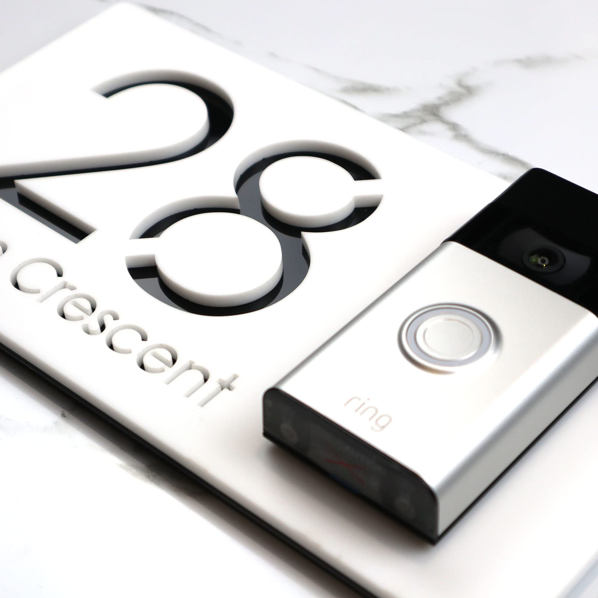 K Smart Sign | Left Text F31 | Bellissima Video Doorbell house sign door number plaques for Nest Ring Wifi doorbell plate mount | Matt White | 300mm x 160mm (Matt White & Gloss Black Mirror)