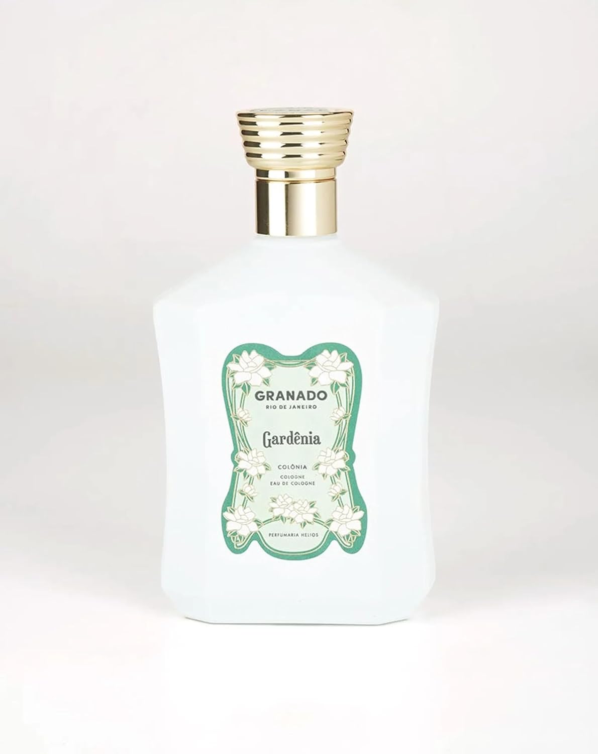 Colônia Granado Gardênia 300 mL em promoção! Veja a oferta e mais achadinhos de Deo Colônia 2 Hoje é o melhor dia para comprar Colônia Granado Gardênia 300 mL com aquele preço maroto! Promoção! Aproveite a oferta! 2