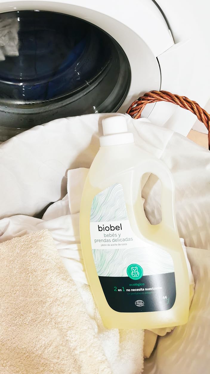 BIOBEL 56026 Waschmittel für Babybekleidung und bei empfindlicher Haut, 1,5 l