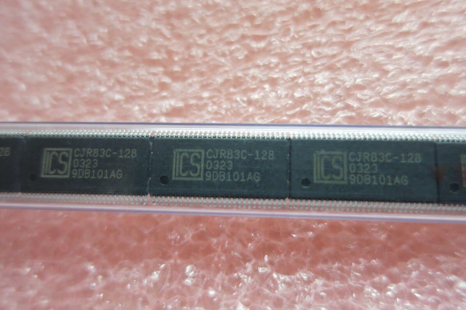 (1 PC) ICS9DB101AG Compatible with Clock Generators ****