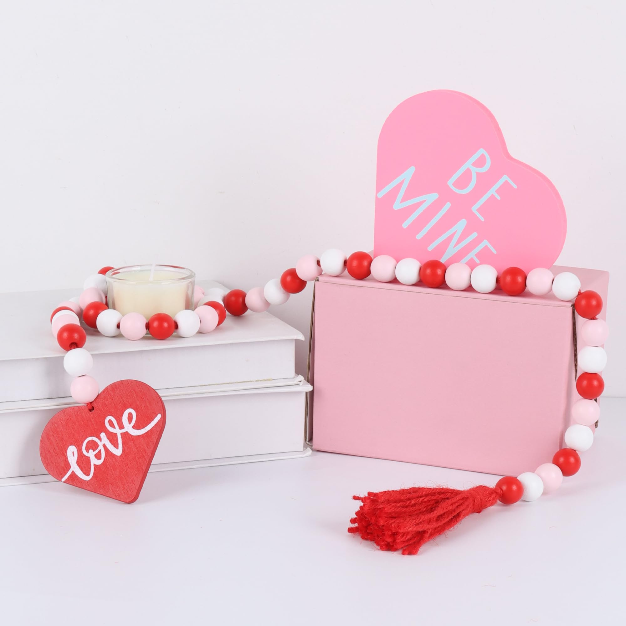 Valentinstag-Holzperlen-Girlande mit Quaste, Valentinstag, abgestuftes Tablett, Dekoration, Bauernhaus, rustikale Perlengirlande mit rotem Herz für Wandbehang, Heimdekorationen
