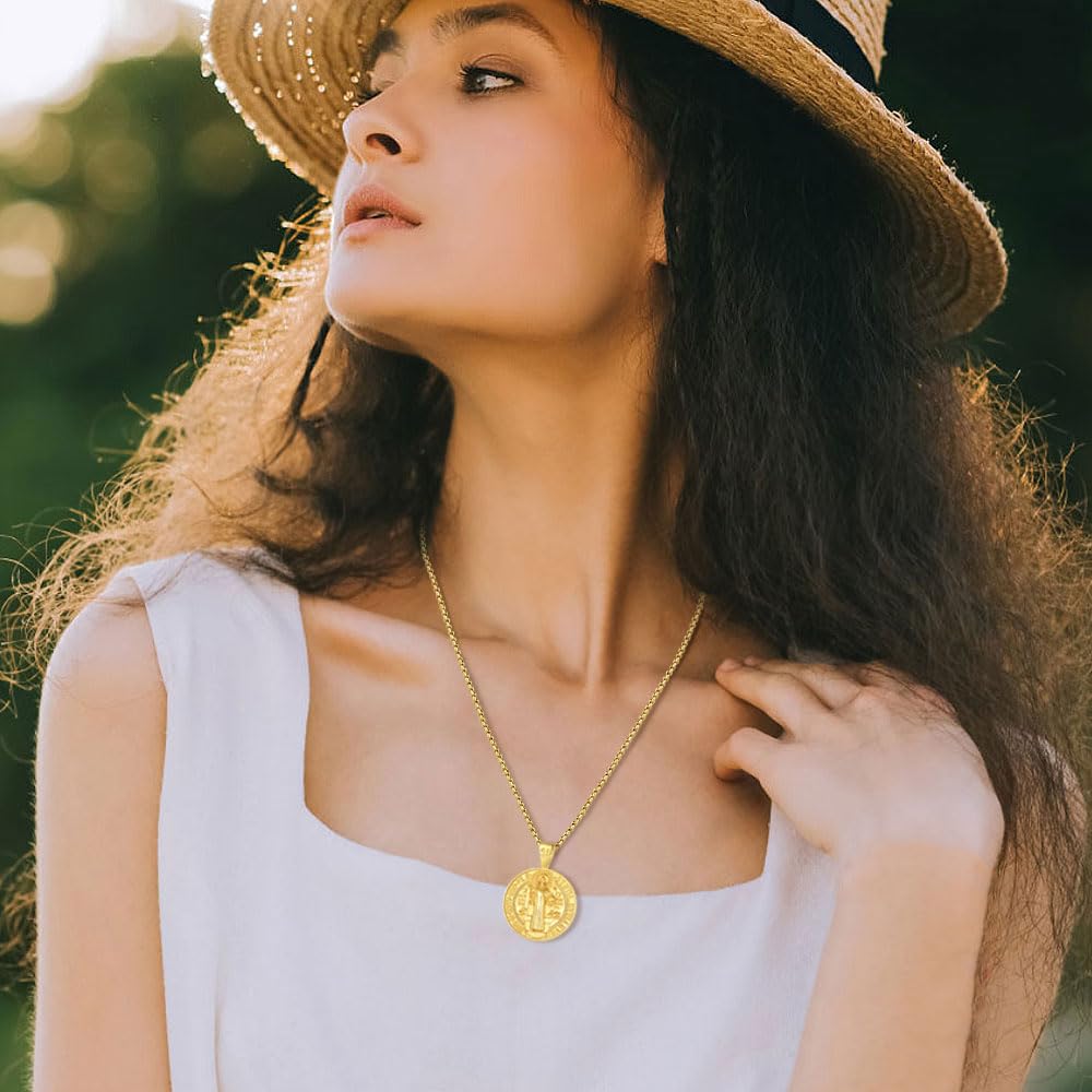 Collana con Medaglia di San Benedetto San Benito in Argento Sterling Placcato Oro 18K per Donne Uomini, Ciondolo Amuleto Gioielli Cattolici Cristiani Regali, 22+2"