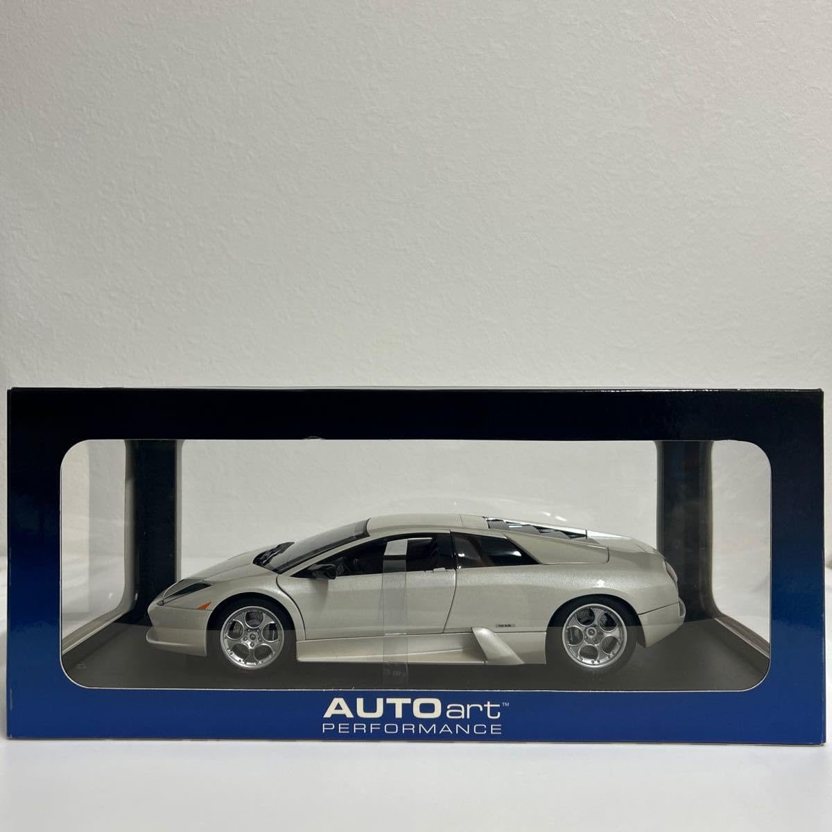 Amazon | AUTOart 1/18 Lamborghini Murcielago Balloon White V12 6.2