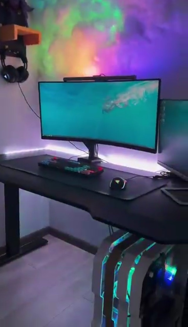 Image of Creative 3D Thundercloud LED Light,DIY Cloud Atmosphere Light Colorful Changing Sync with Music,Decoration for Gaming Room Ceiling Bedroom Bar Club,Recommended Layout 20 to 22 Square Feet