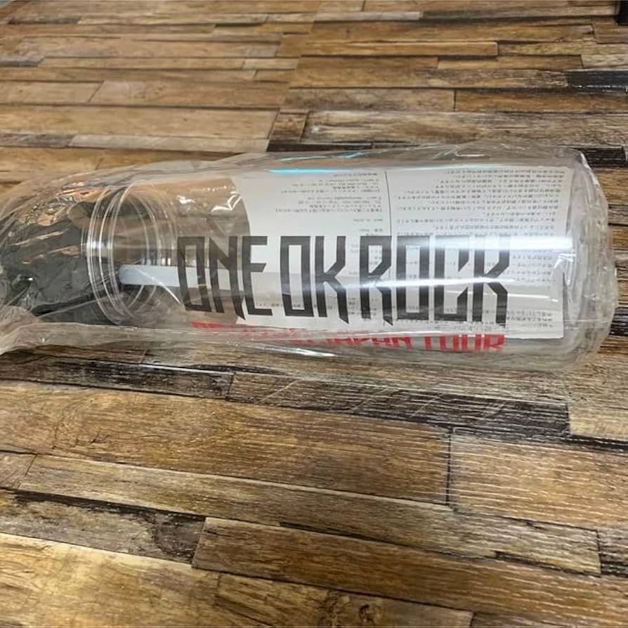 ONE OK ROCK ウォーターボトルA B2本 ONE OK ROCK ウォーターボトルA B2本 ONE OK ROCK ウォーター