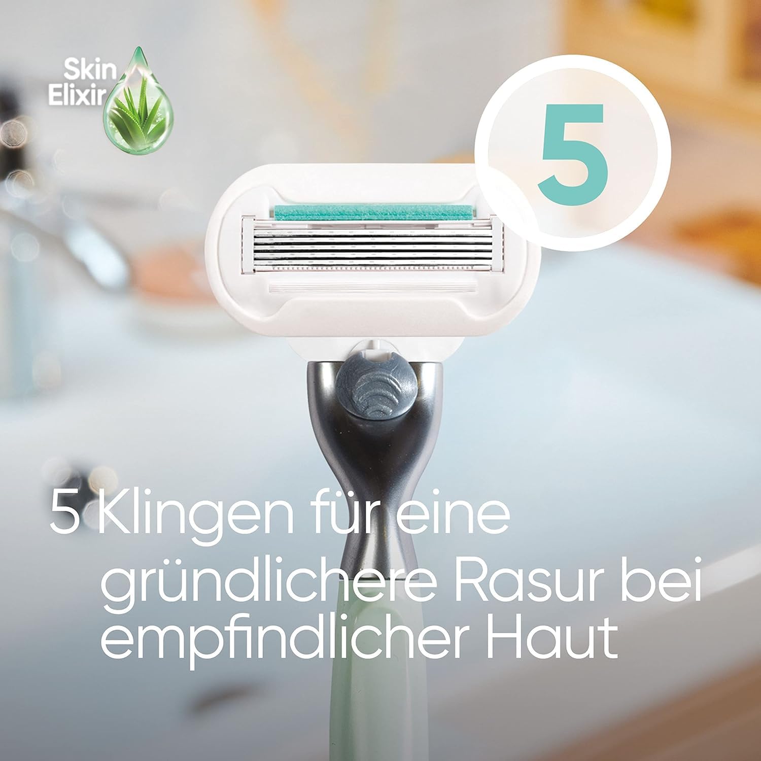 Gillette Venus Deluxe Smooth Sensitive Rasierklingen Damen, 8 Ersatzklingen für Damenrasierer mit 5-fach Klinge, Weiß