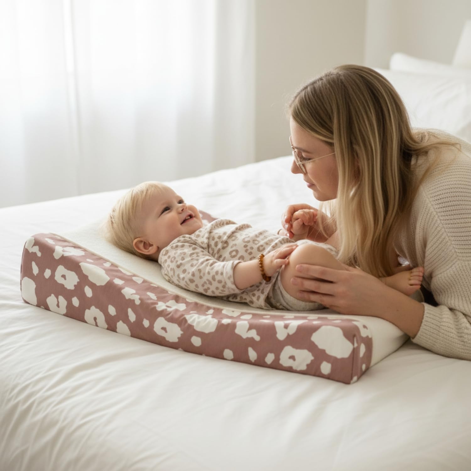 BÉABA, Sofalange Changing Mat Cover, 100% Cotton Honeycomb, Soft Terry Cloth, Absorbent Sheet, Optimal Comfort - Image 2