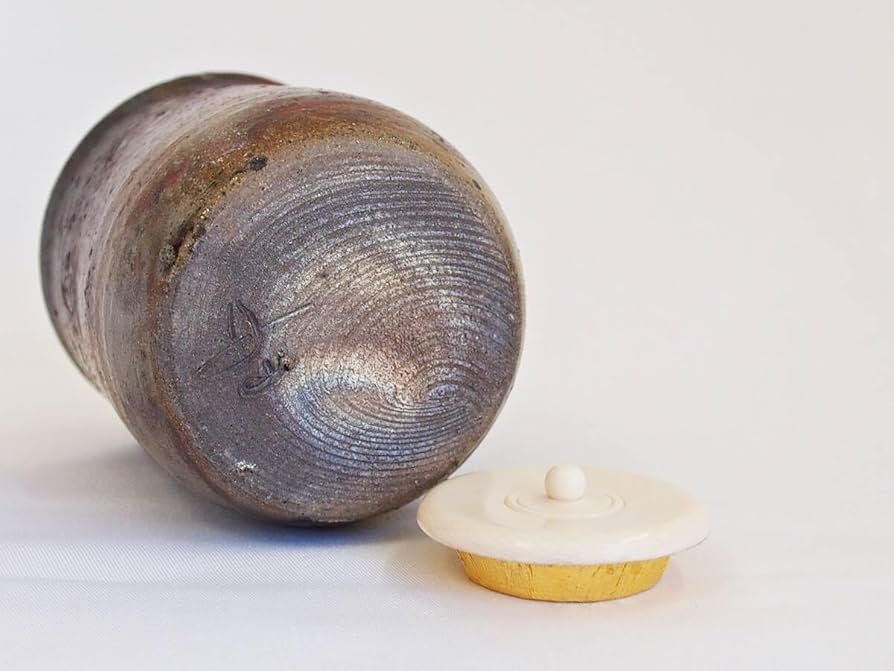 【茶道具】森本丹山造　丹波焼　肩衝茶入（共箱）★送料込★ 丹波焼 森本陶谷 作 肩衝（かたつき）茶入 仕服付 | 小林漆陶