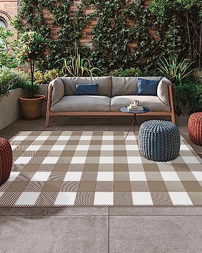 Savannan Outdoor Area Rug, Country Style Brown and White Checkered
