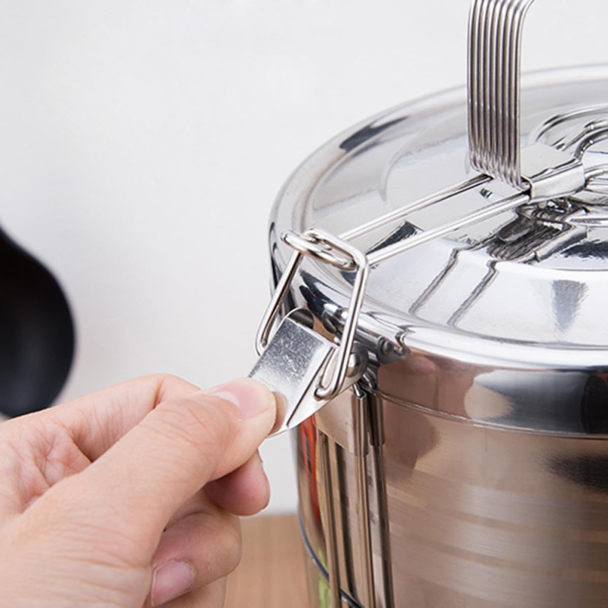 Operitacx Fiambrera Térmica de Acero Inoxidable Diseño de 4 Niveles Resistente Corrosión para Escuela y Trabajo, Contenedor de Almuerzo Portátil que Mantiene la Comida Separada