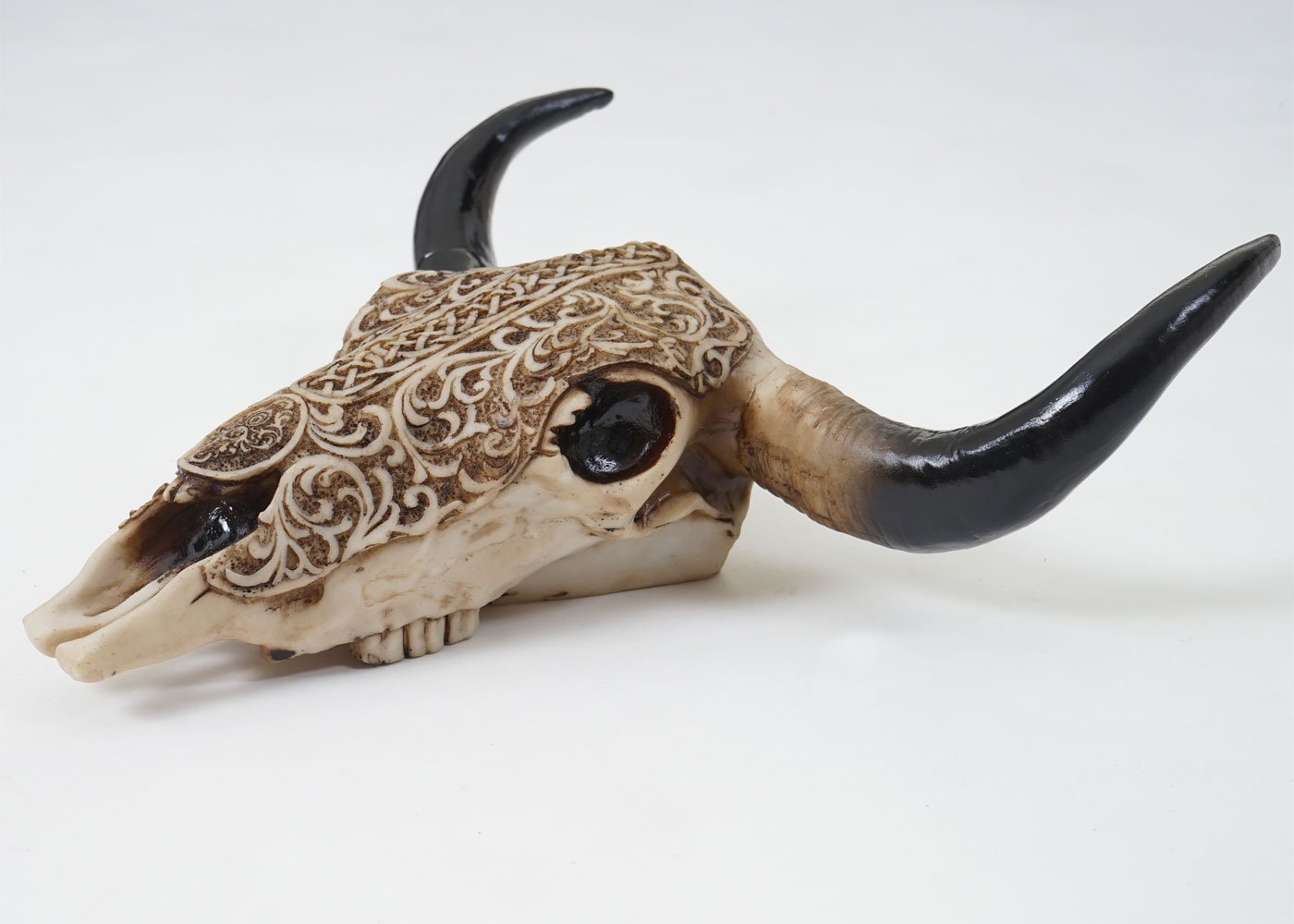 Mendler Deko Schädel 31cm HWC-C15, Polyresin Stier Bulle Longhorn Kopf Trophäe mit Tribal, In-/Outdoor