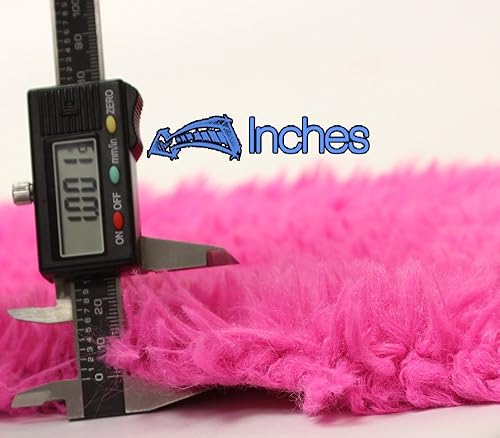 Miniatura 3 de Cabra de montaña Minky de 60 pulgadas de ancho vendido por The Yard (fucsia)