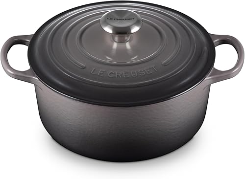 Miniatura 32 de Le Creuset 9 Qt. Signature Horno holandés redondo con pomo de acero inoxidable grabado Artichaut