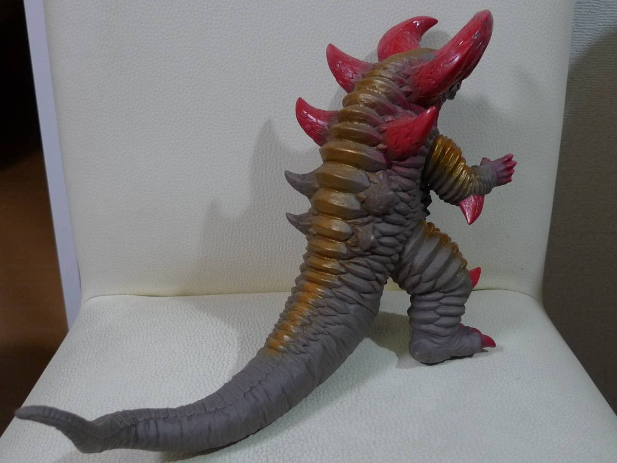 Amazon.co.jp: ウルトラ怪獣DX ベリアル融合獣 スカルゴモラ