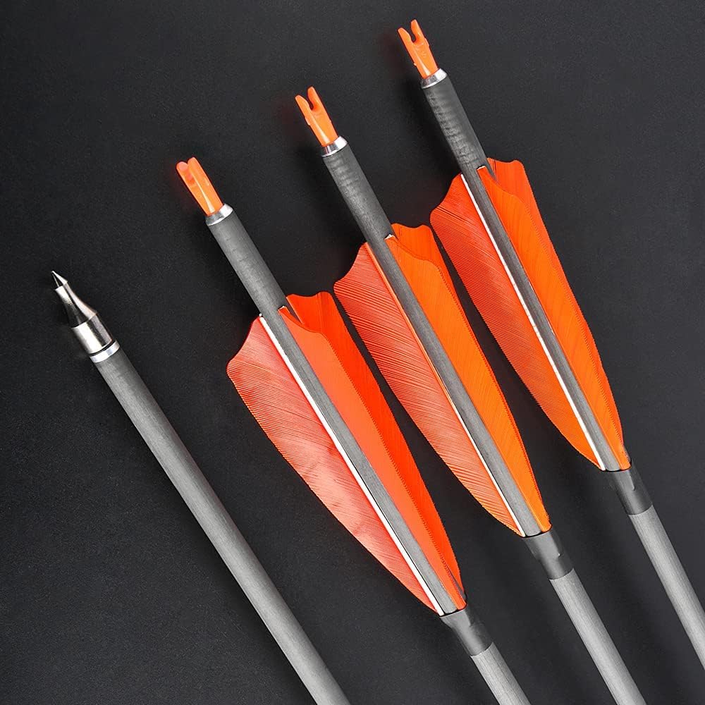 SHARROW 35 Pouces Flèche de Carbone Spine 400 Flèches de Chasse Flèche Arc Flèche Carbone avec 4" Plumes Naturelles pour Tir à l'arc ​Arc Classique Arc A Poulies Longbow Arc de Chasse (Orange, 12p)