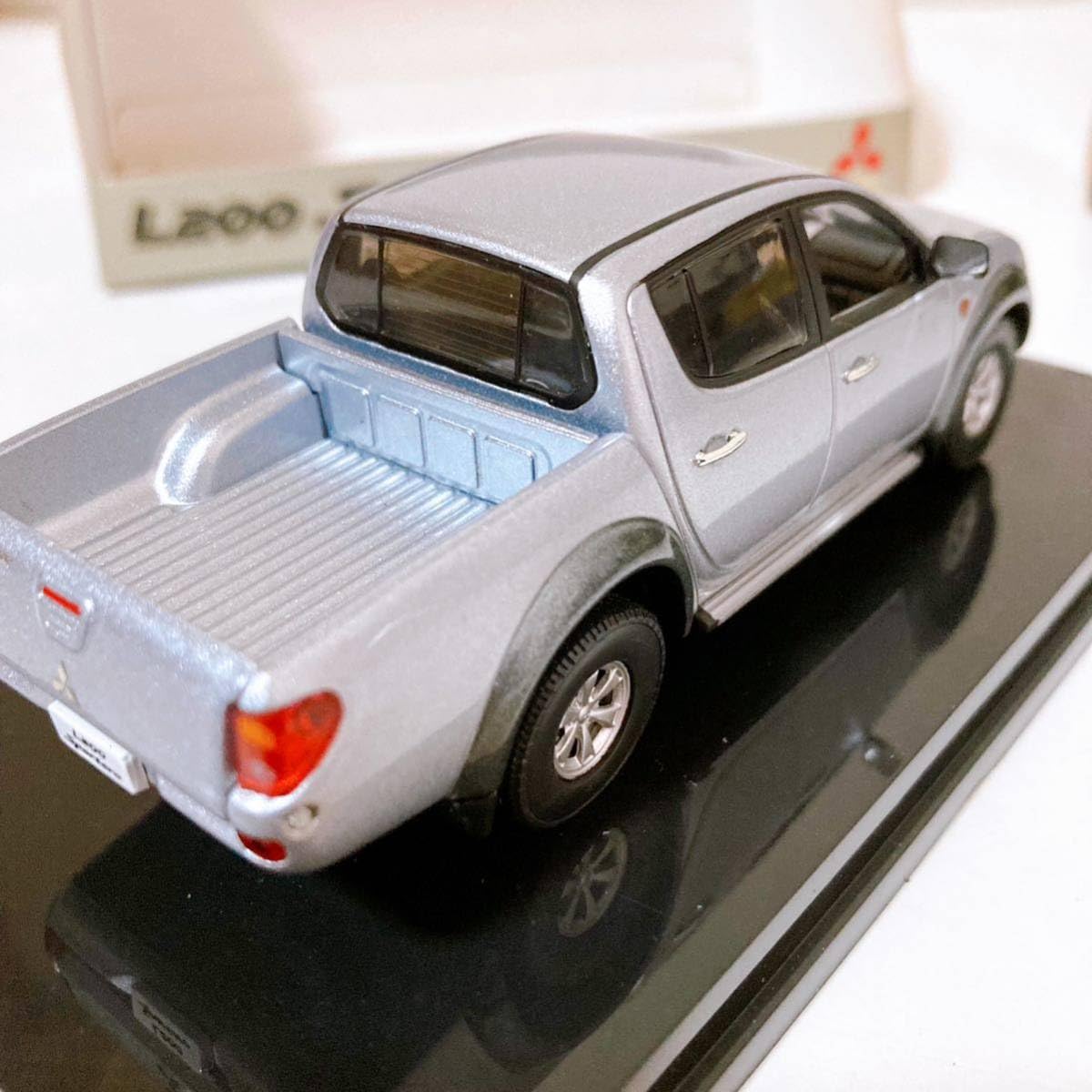 Amazon.co.jp: Mitsubishi L200 1/43 : Hobbies