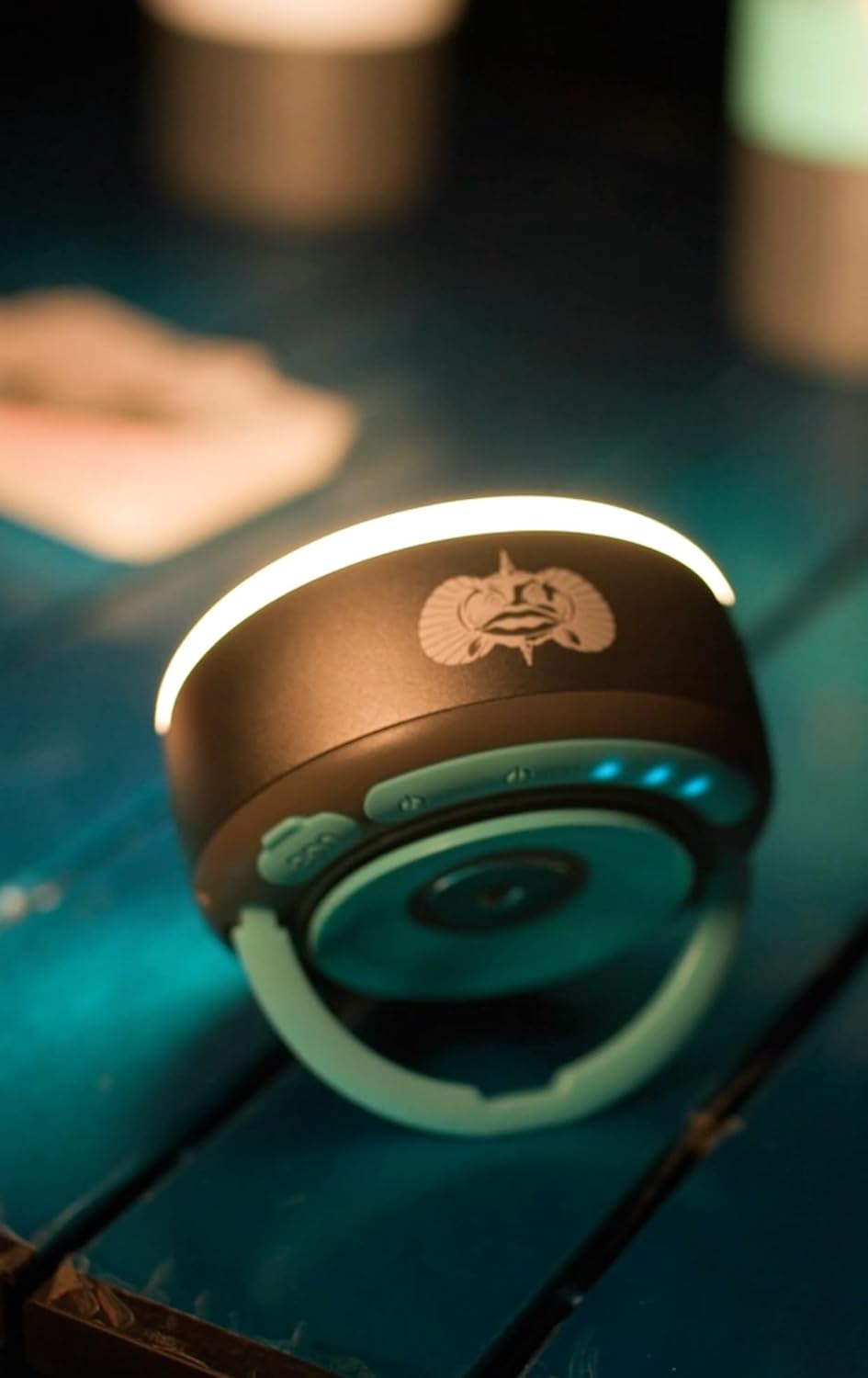 Toadfish LED - Magnetic Puck Light - Suction Cup - Red Light Mode