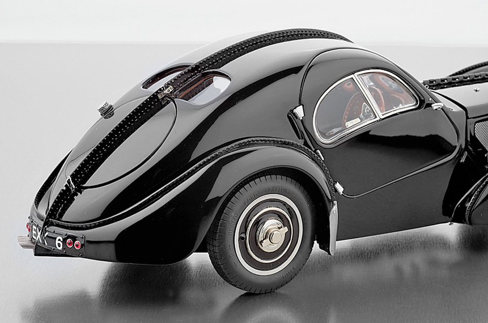 Classic Model Cars Bugatti 57 SC, Atlantic 1937, Black Limited