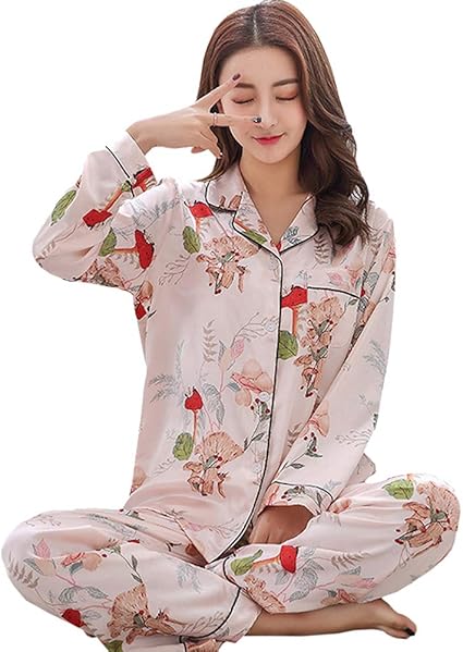 今年人気のブランド品や 花柄黒 美肌保湿 丸首 長袖パジャマ 上下 ...