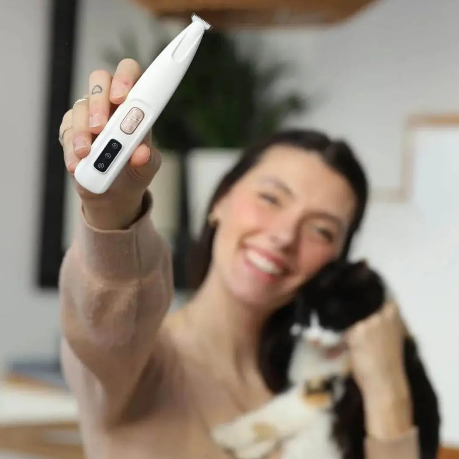Patounet Tondeuse de Précisionpour Chat，Tondeuse Électrique Précise Ultra-Silencieuse, Lames Hypoallergéniques et Sécurisées, Rechargeable et Douce pour Votre Chat