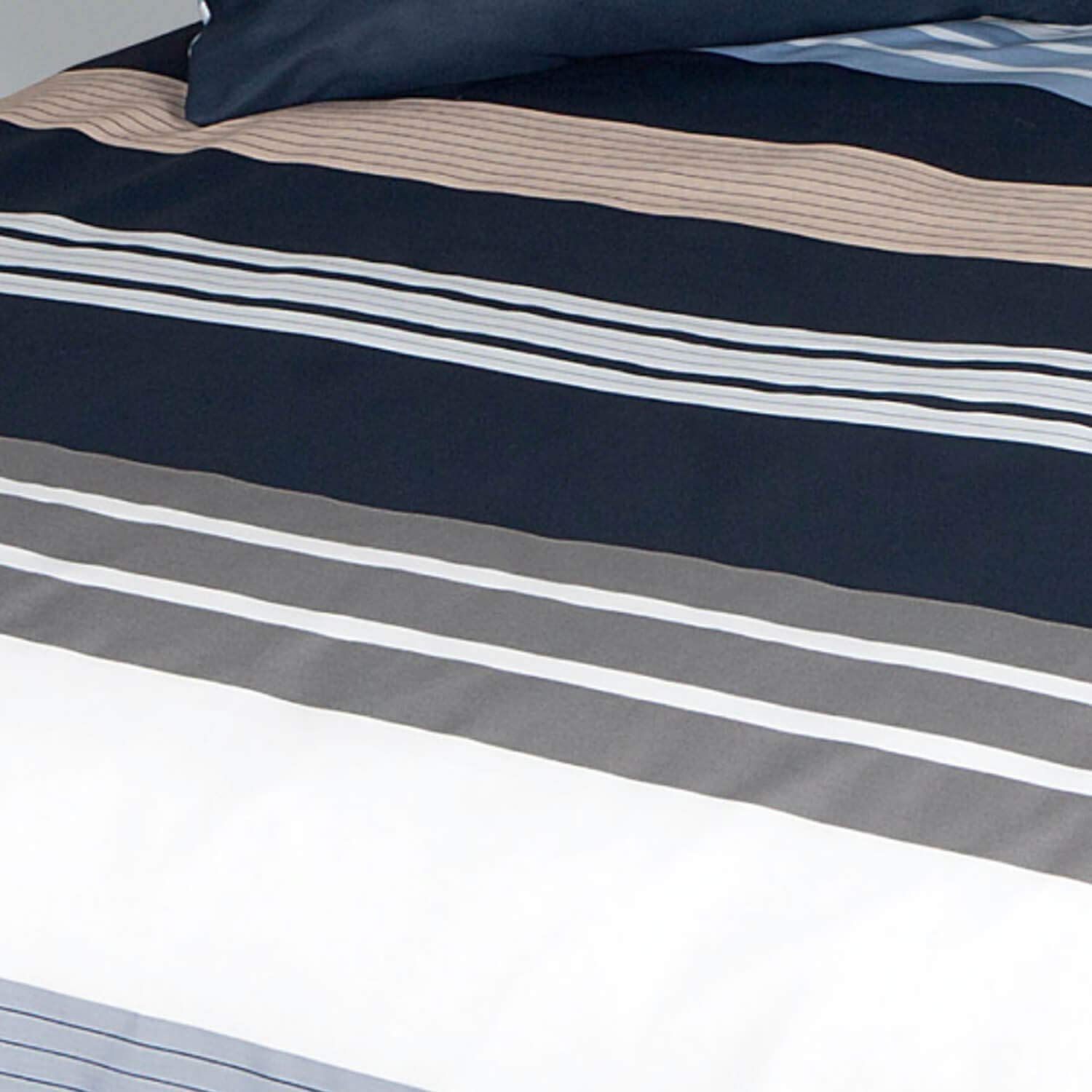 Janine Mako Satin Bettwäsche J.D. 155x220 cm + 80x80 cm Silber-Taupe-Sand