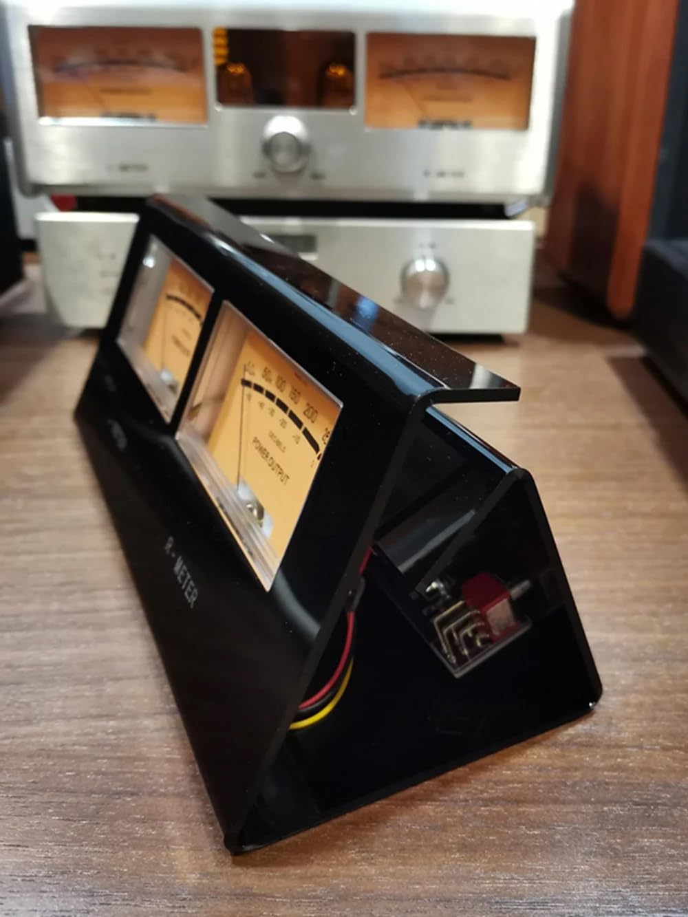 VU Meter, Selettore Altoparlante Amplificatore, con Display a Pannello DB, Livello Audio ad Alta Precisione, Amplificatore a 2 Vie, Luce Arancione per Musica Audio e Altoparlanti