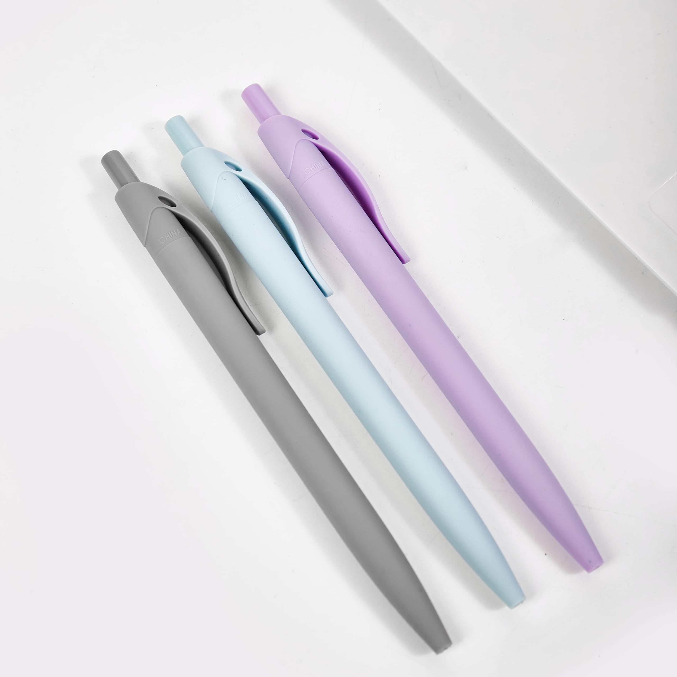 100 Pack Ballpoint Pen Retractable Ballpoint Pen 5.5,3.93 Inchs Black Ink Click