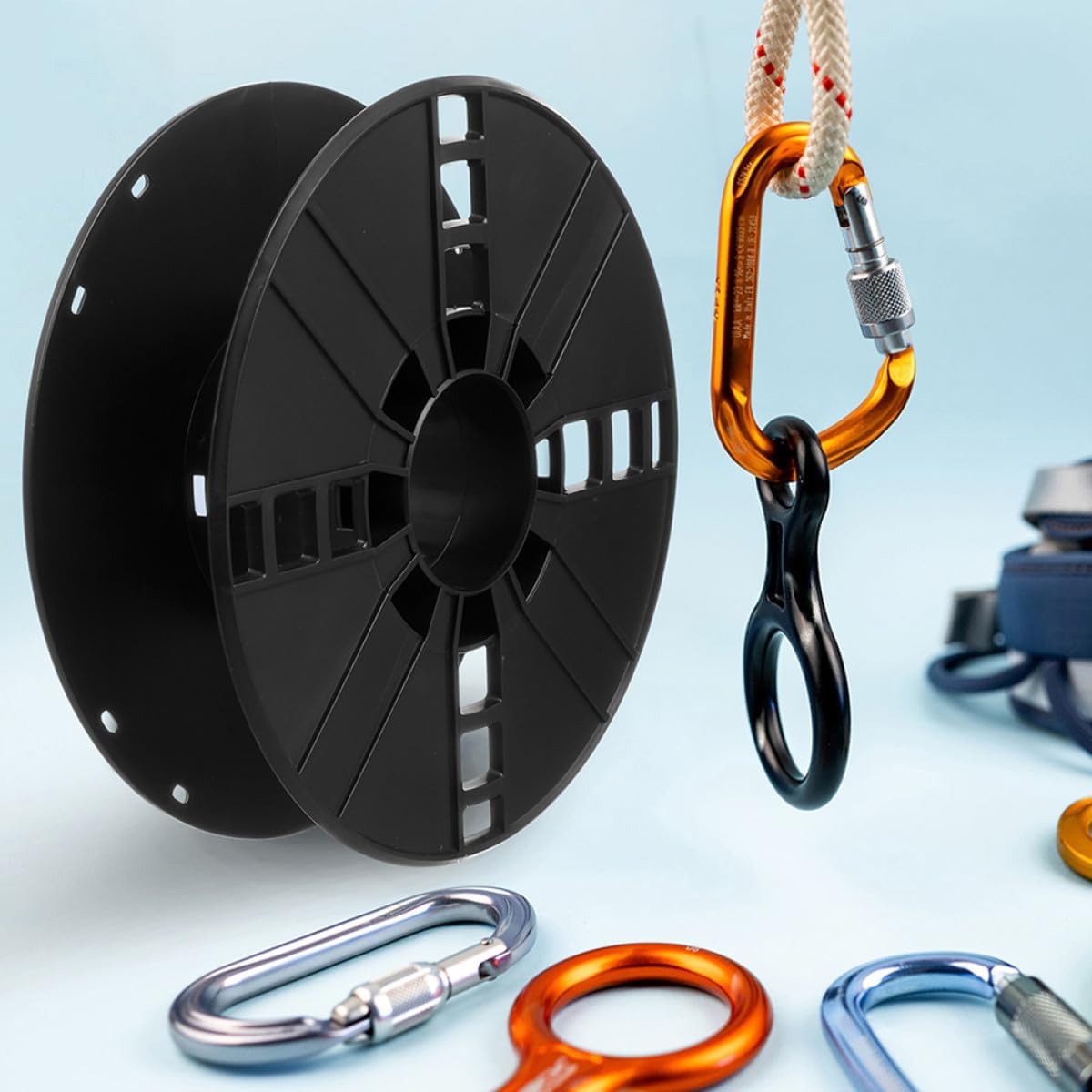 Kisangel Plastic Cable Reel Cord Organizer 1kg Capacity Black Hollow Extension Cord Storage Spool Wire Winding Reel for Camping and Rv